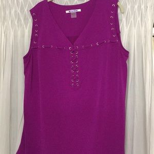 Peter Nygard sleeveless top